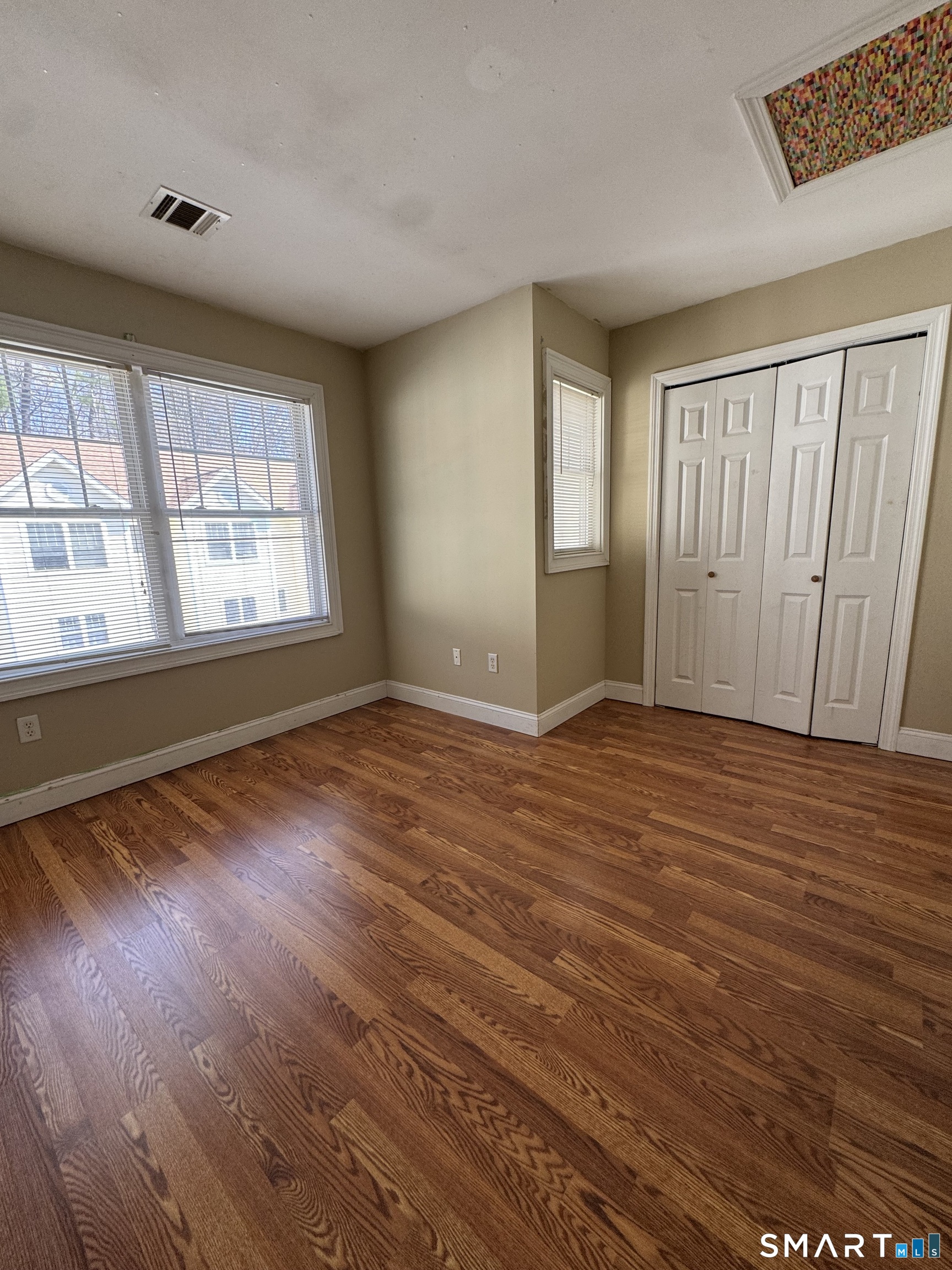527 West Thames Street Norwich CT 06360
