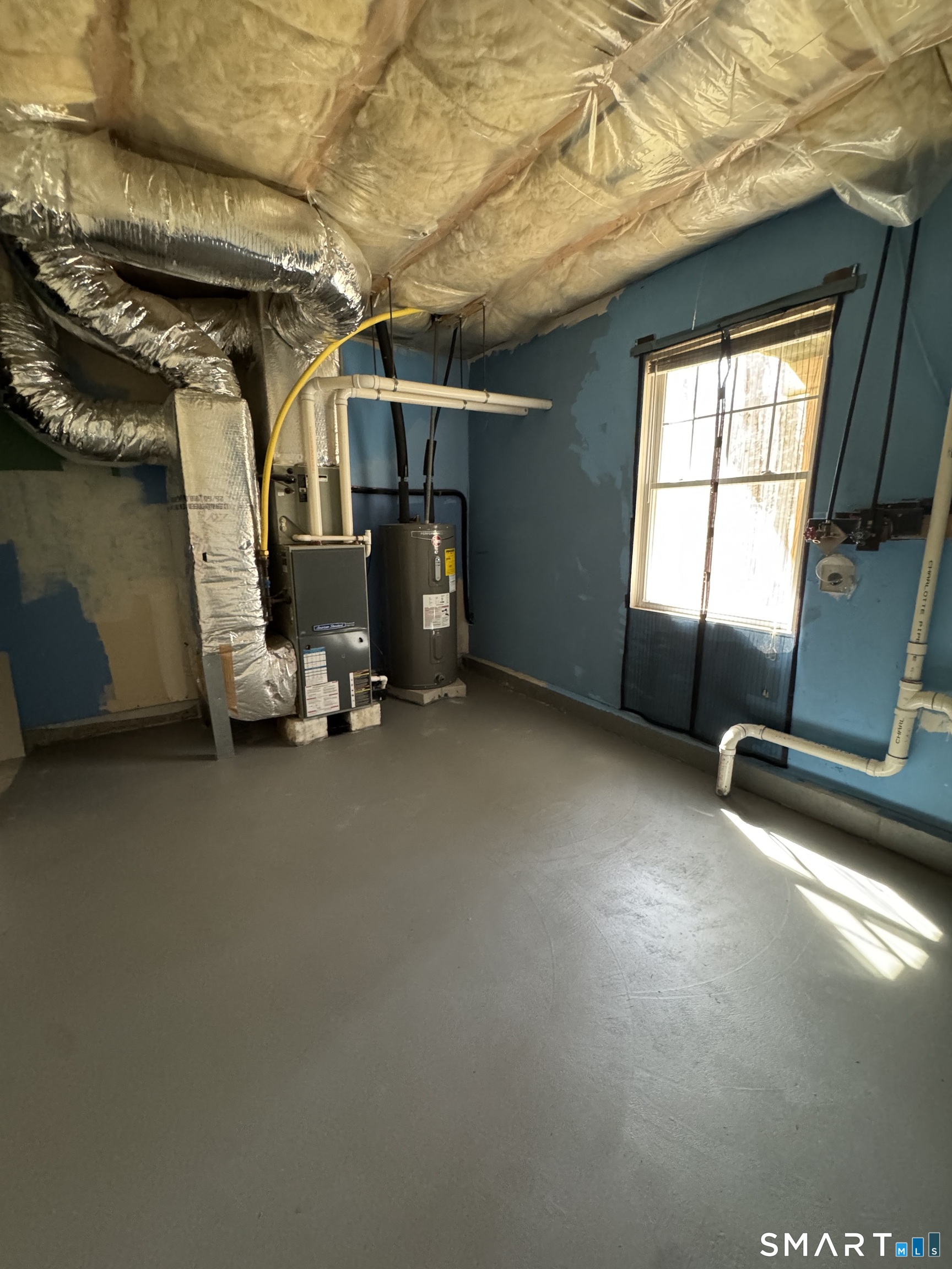 527 West Thames Street Norwich CT 06360