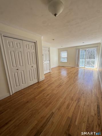 527 West Thames Street Norwich CT 06360