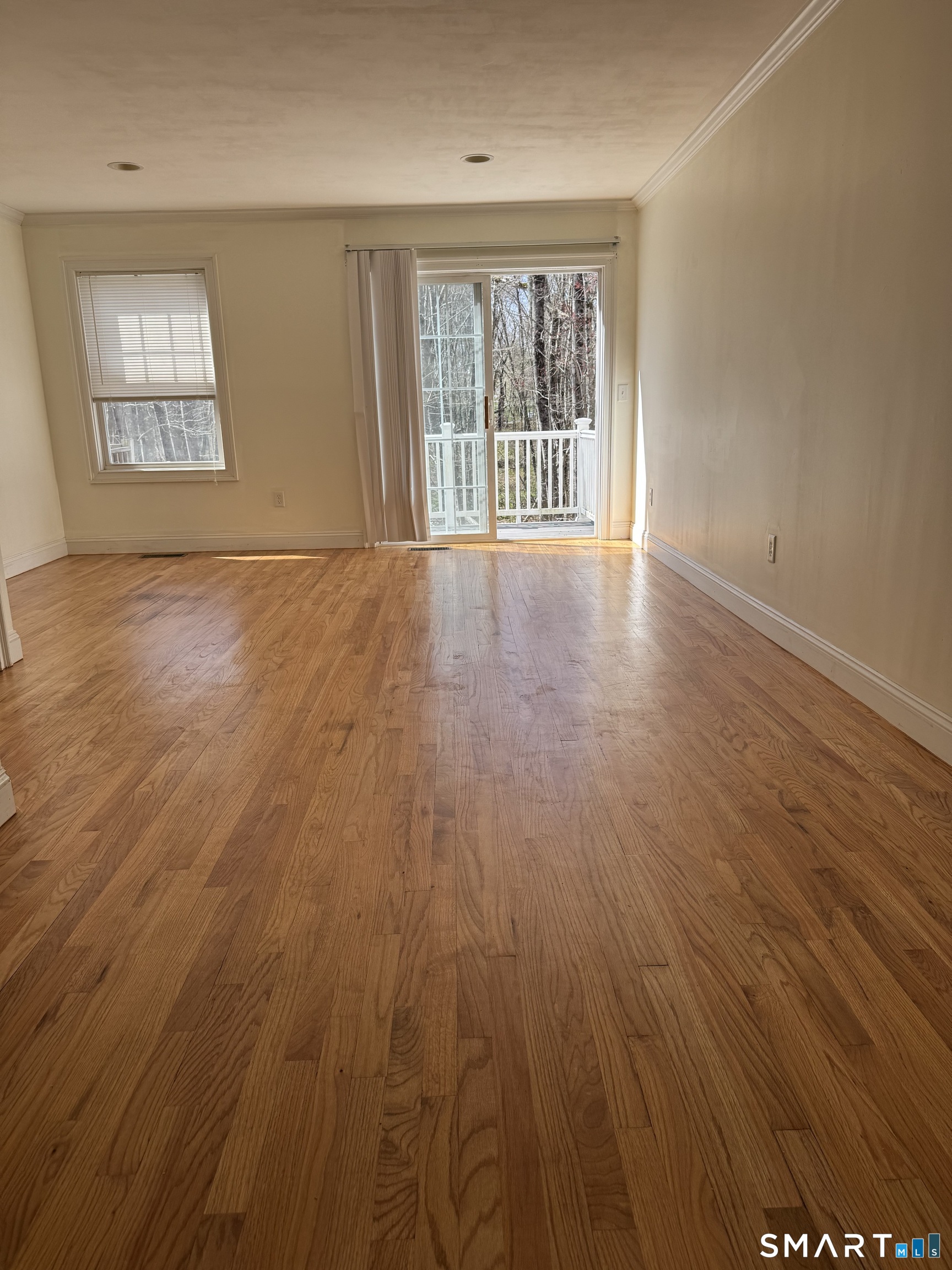 527 West Thames Street Norwich CT 06360