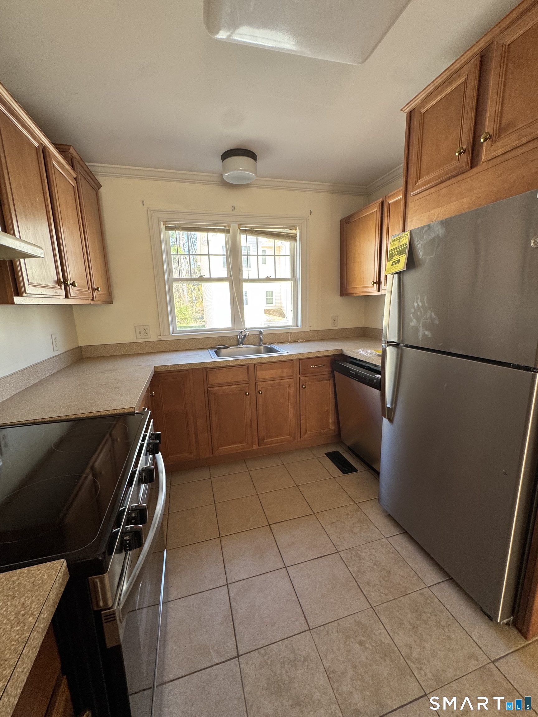 527 West Thames Street Norwich CT 06360