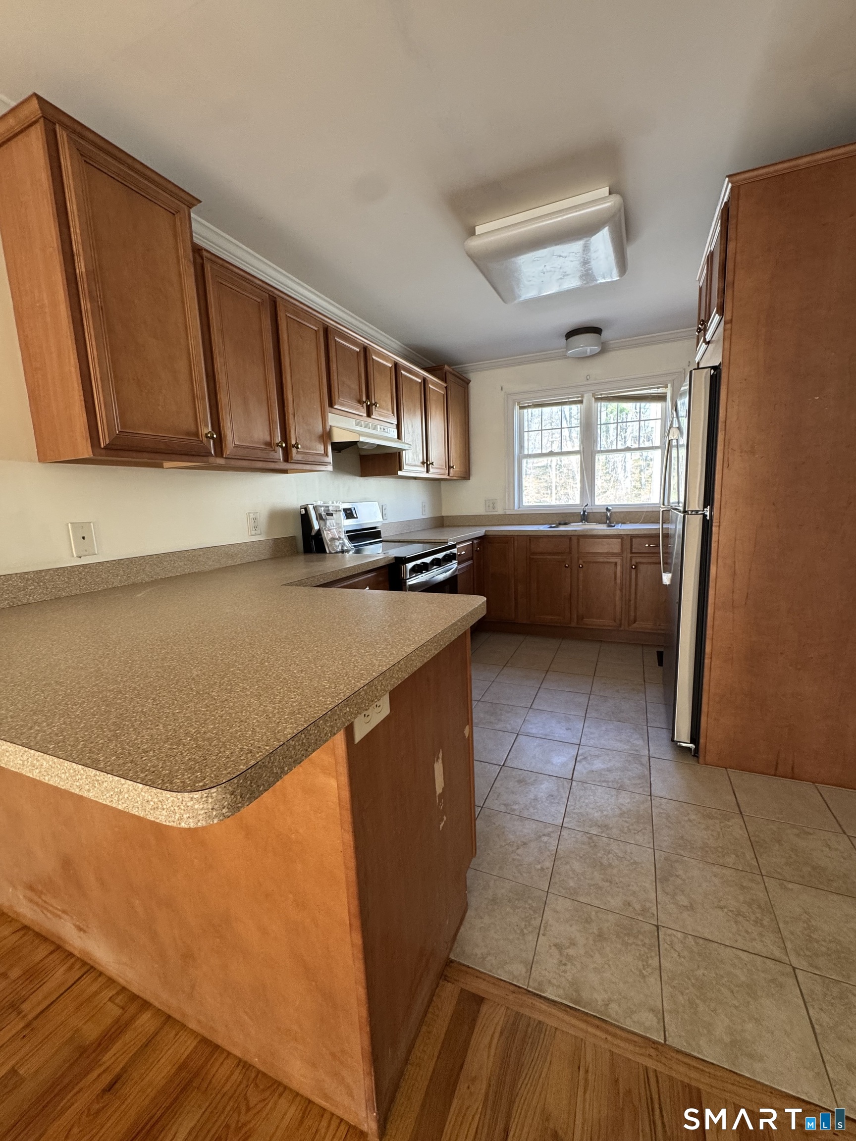527 West Thames Street Norwich CT 06360