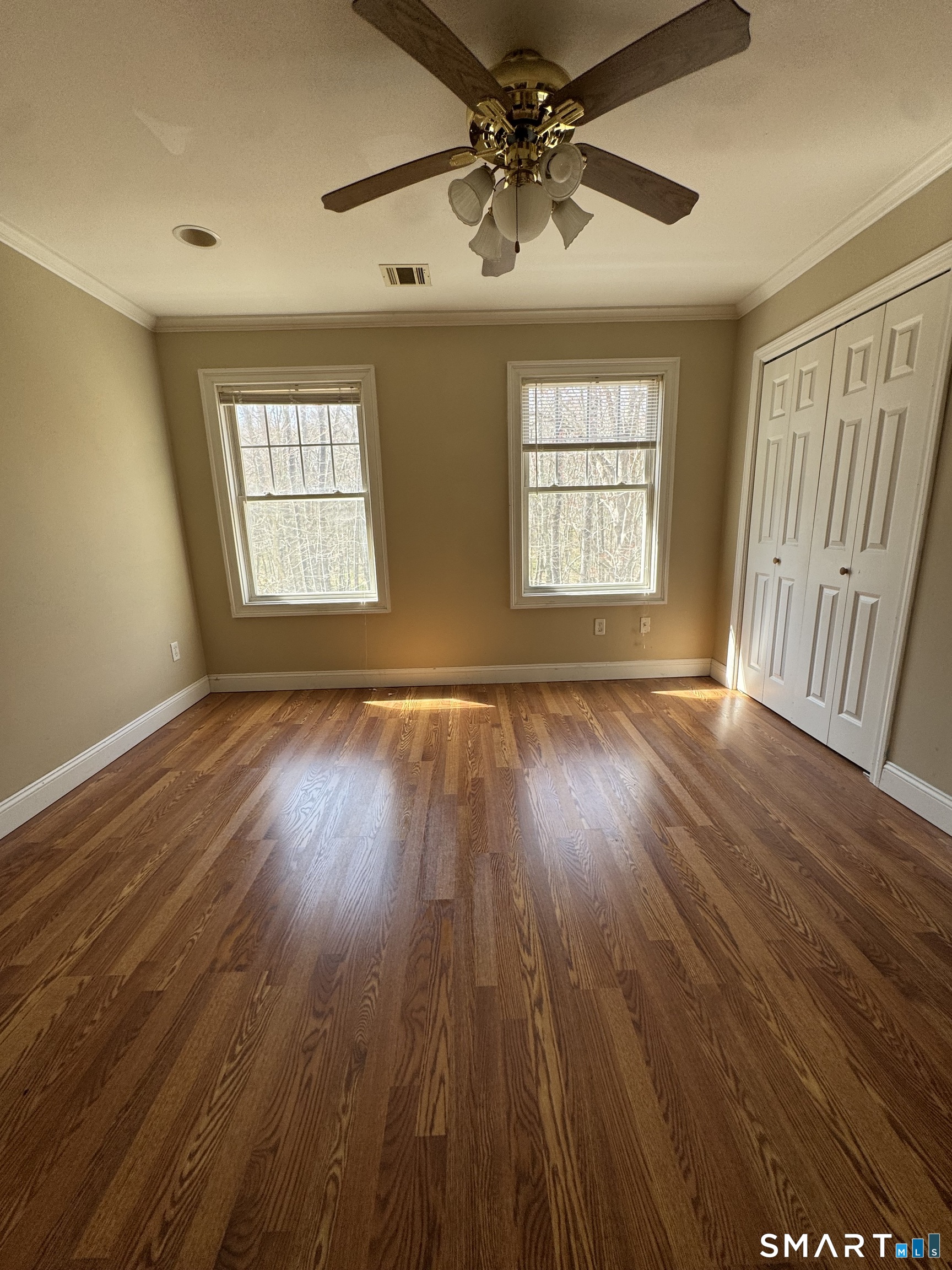 527 West Thames Street Norwich CT 06360