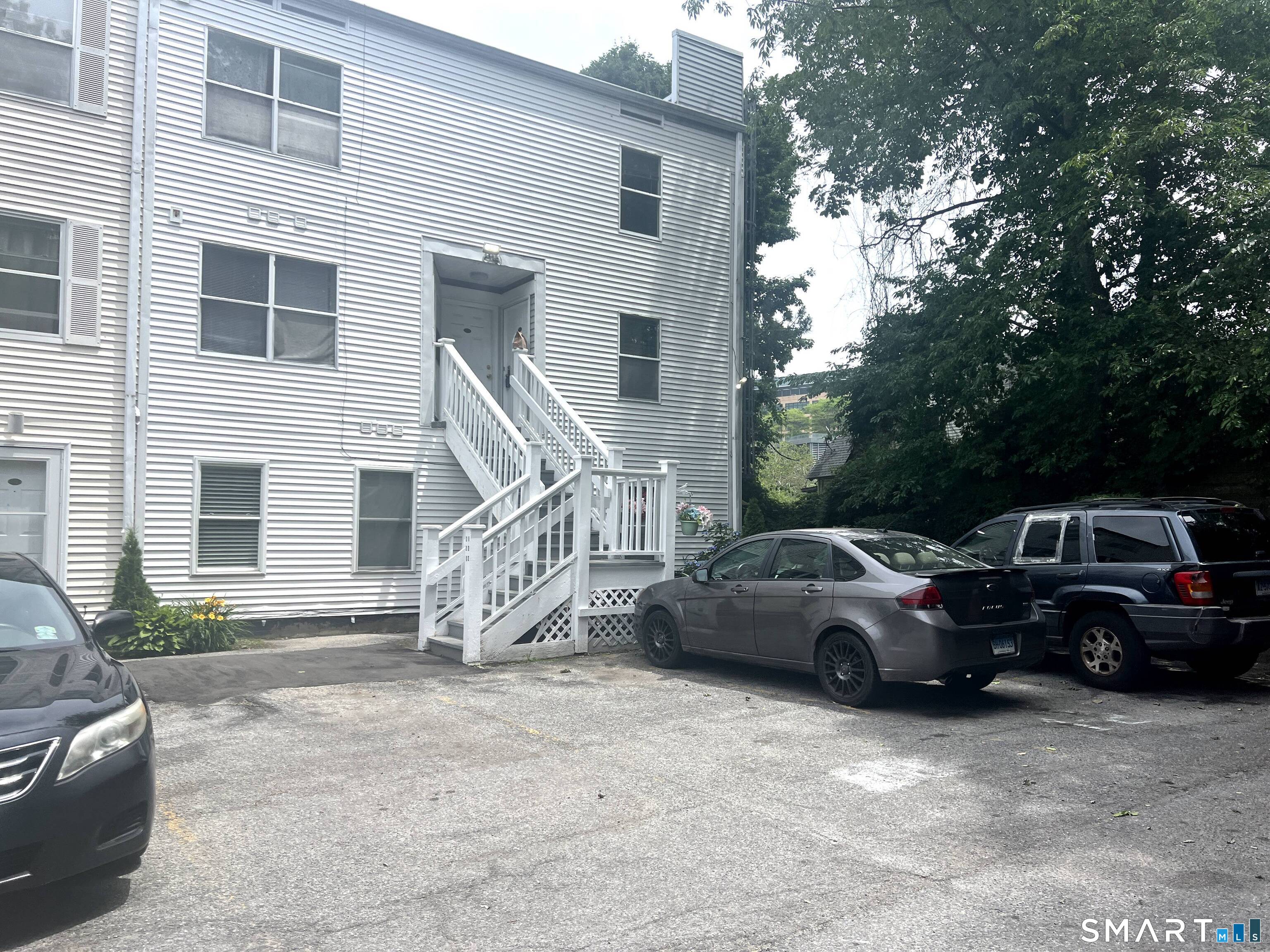 37 Greenwich Avenue Stamford CT 06902