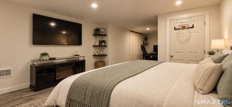 109 Seemans Lane Milford CT 06460