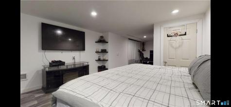 109 Seemans Lane Milford CT 06460