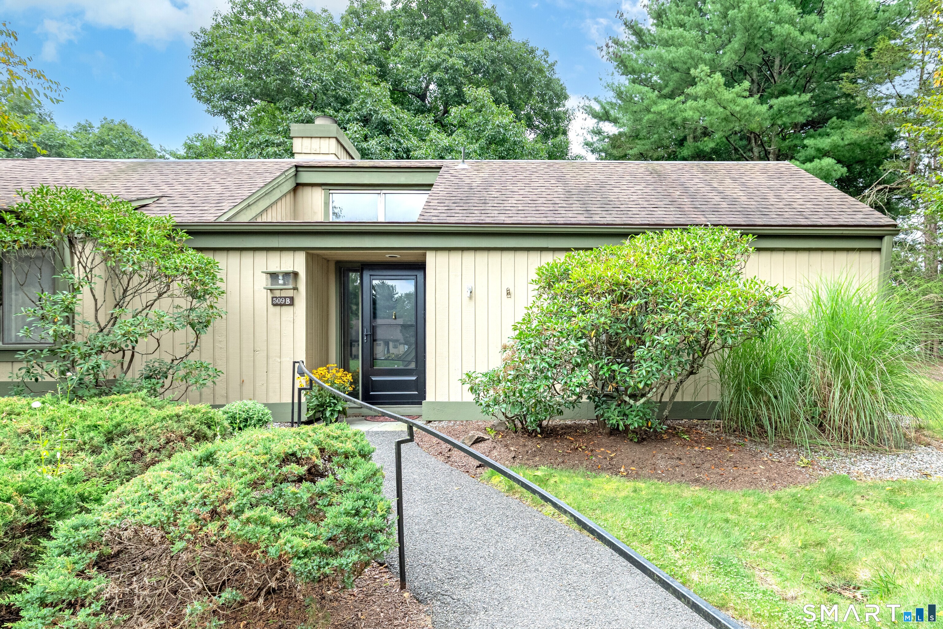 509 Heritage Village Southbury CT 06488