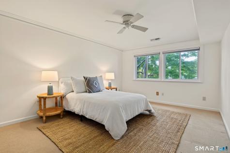 17 Rowayton Woods Drive Norwalk CT 06854