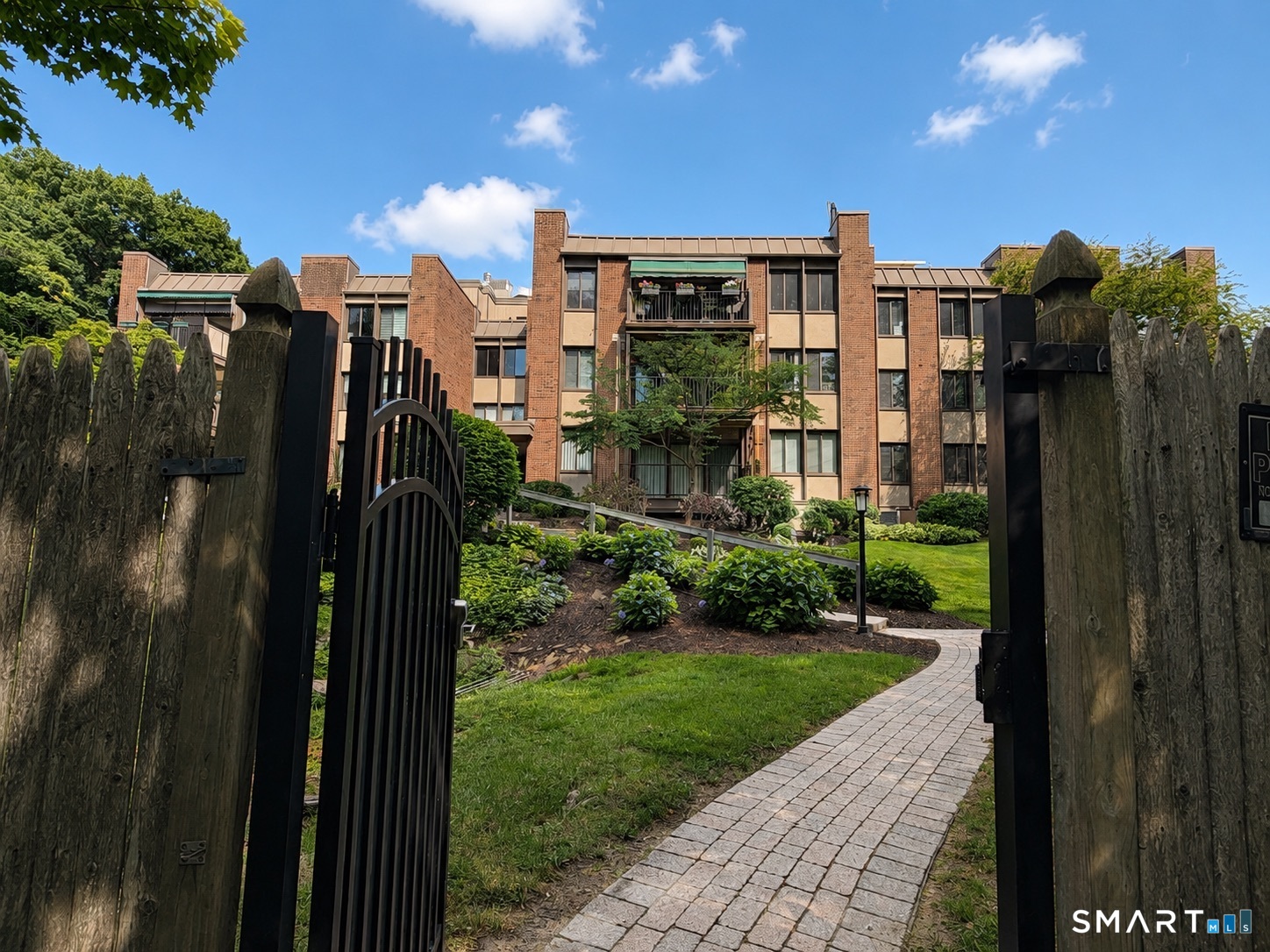 799 Prospect Avenue West Hartford CT 06105