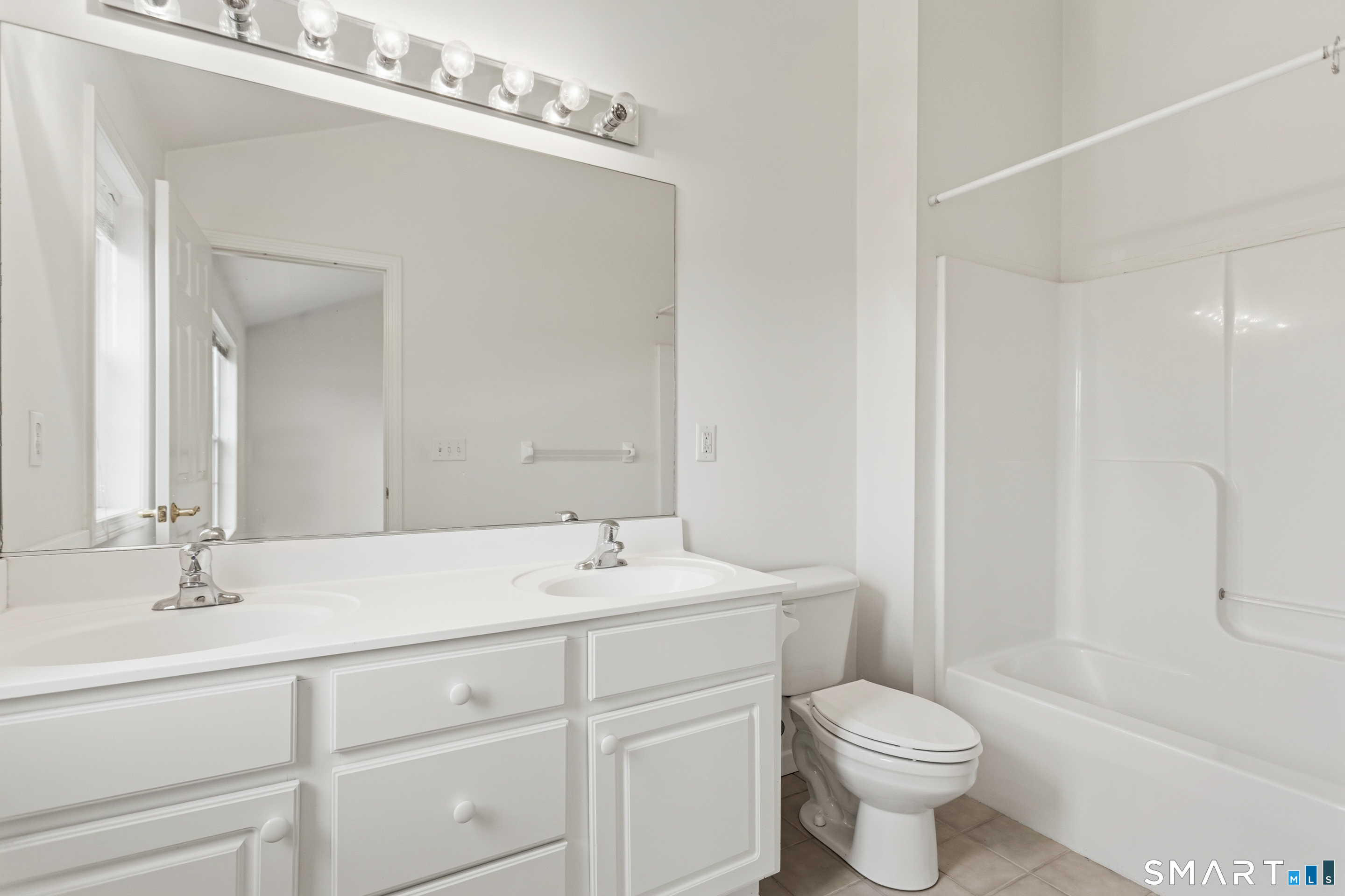 701 Sienna Drive Danbury CT 06810