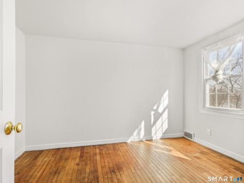 214 Sylvan Knoll Road Stamford CT 06902