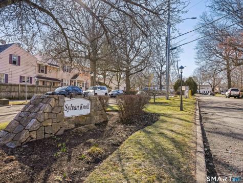 214 Sylvan Knoll Road Stamford CT 06902