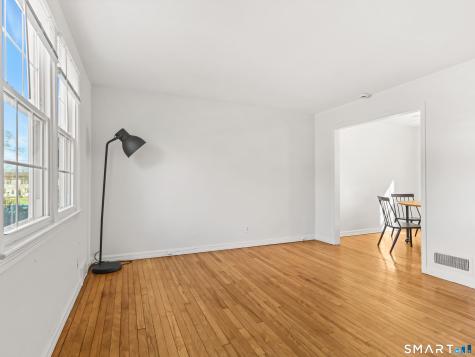 214 Sylvan Knoll Road Stamford CT 06902