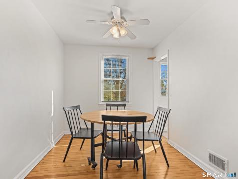 214 Sylvan Knoll Road Stamford CT 06902