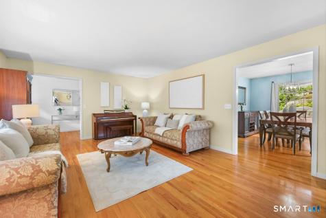 333 Stonebridge Lane Trumbull CT 06611