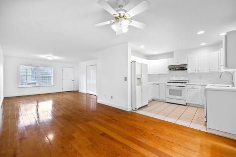 73 Briar Lane Norwich CT 06360