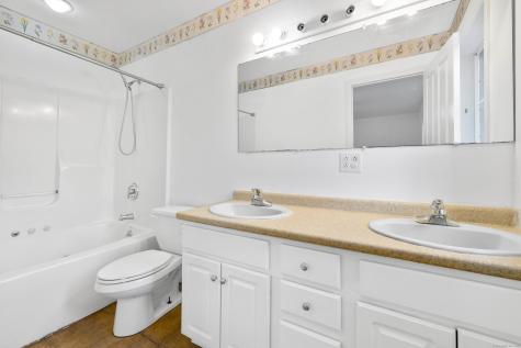 73 Briar Lane Norwich CT 06360