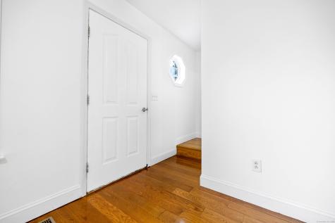 73 Briar Lane Norwich CT 06360