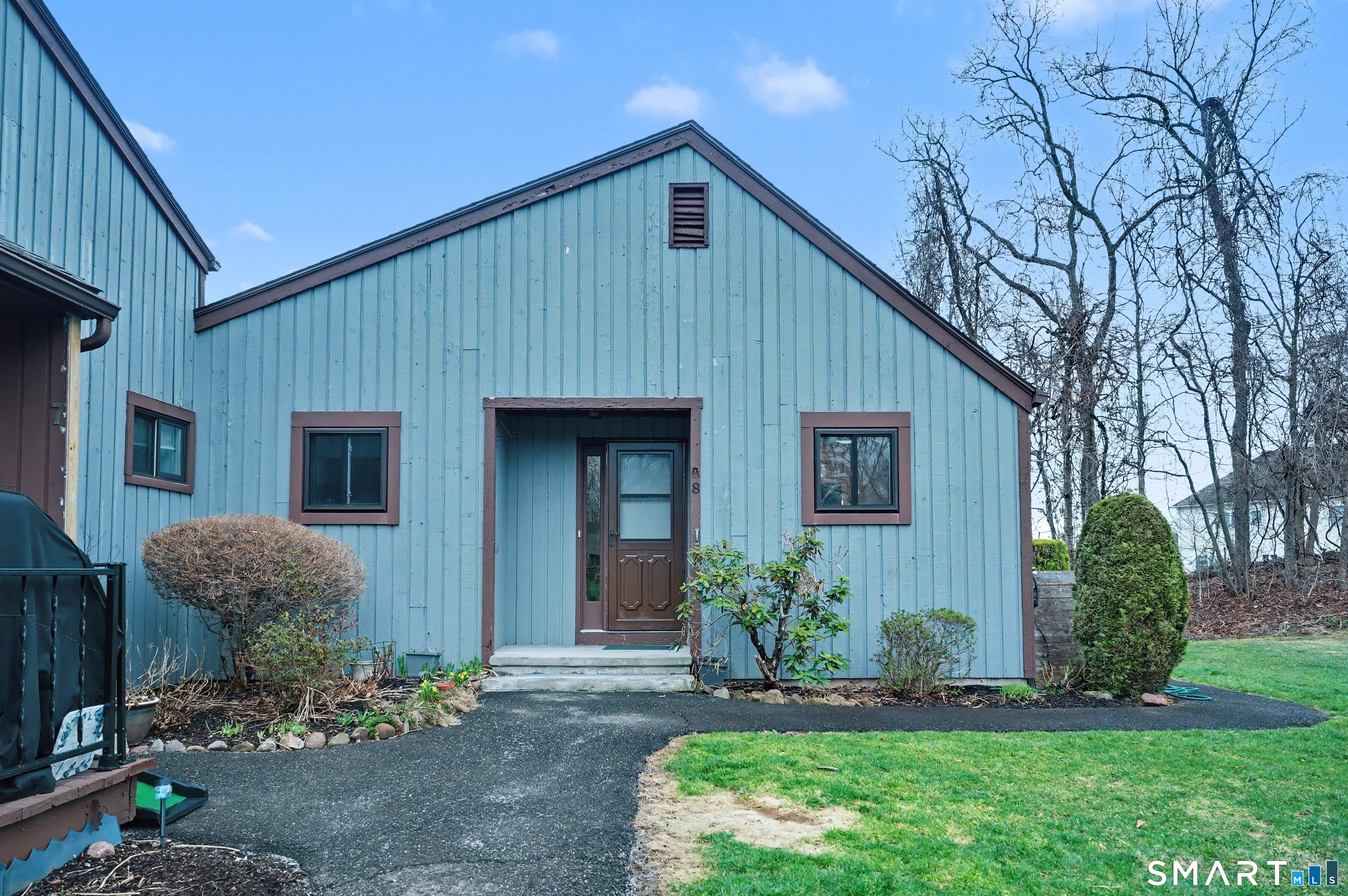 8 Shepard Hill Road Hamden CT 06514
