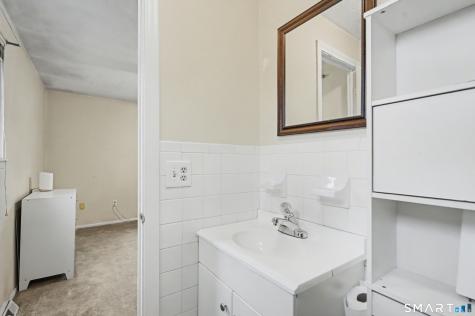 8 Shepard Hill Road Hamden CT 06514