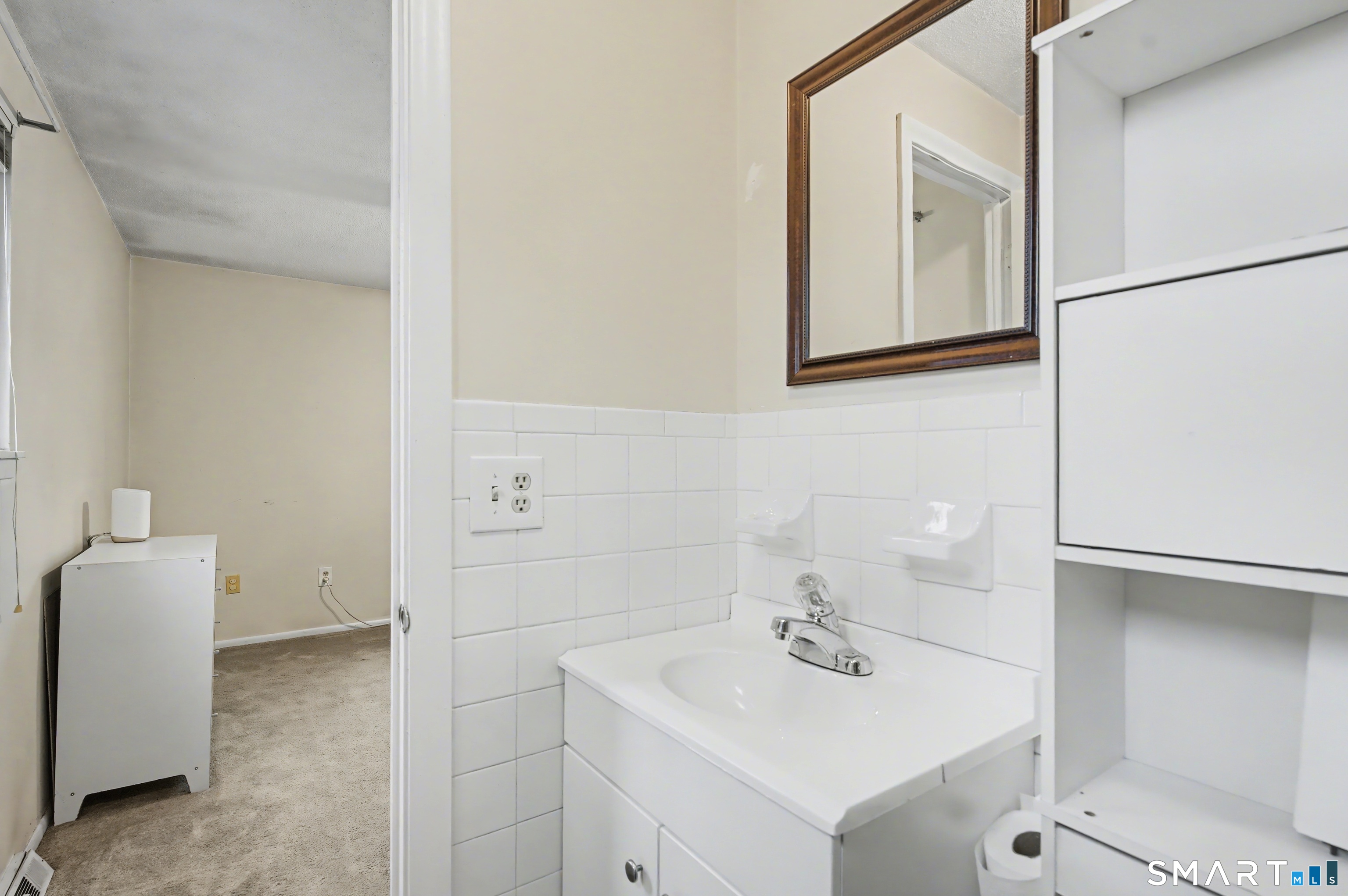 8 Shepard Hill Road Hamden CT 06514
