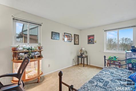 8 Shepard Hill Road Hamden CT 06514