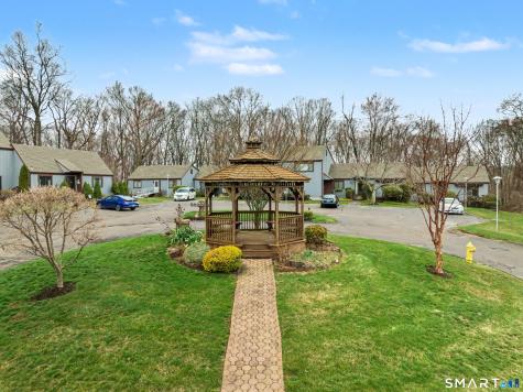 8 Shepard Hill Road Hamden CT 06514