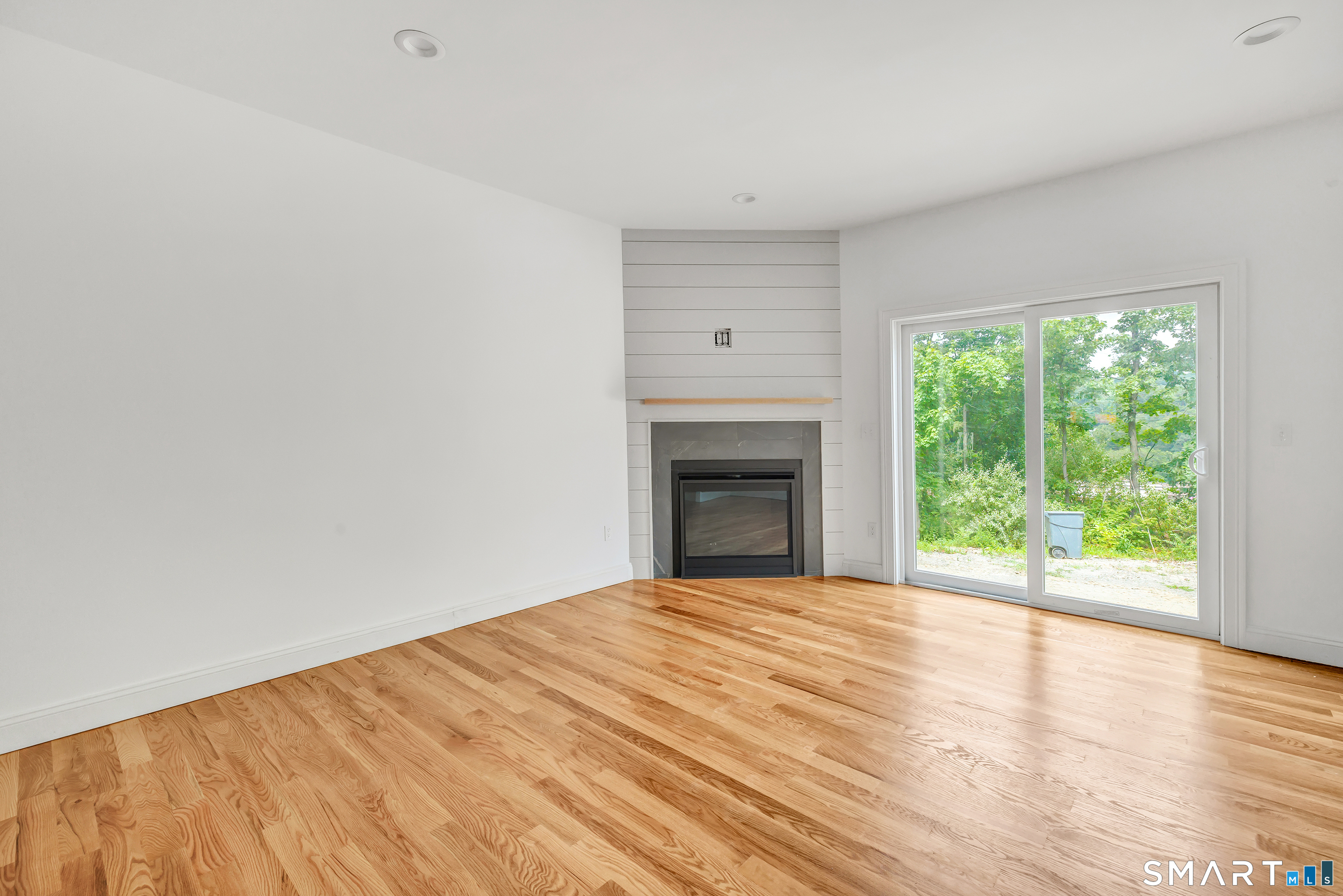 16 Windward Way Shelton CT 06484
