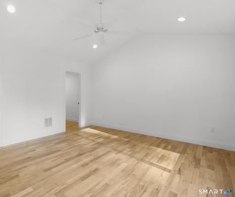 16 Windward Way Shelton CT 06484