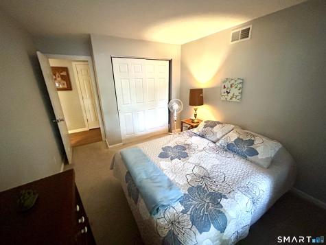 1 Forest Glen Circle Middletown CT 06457