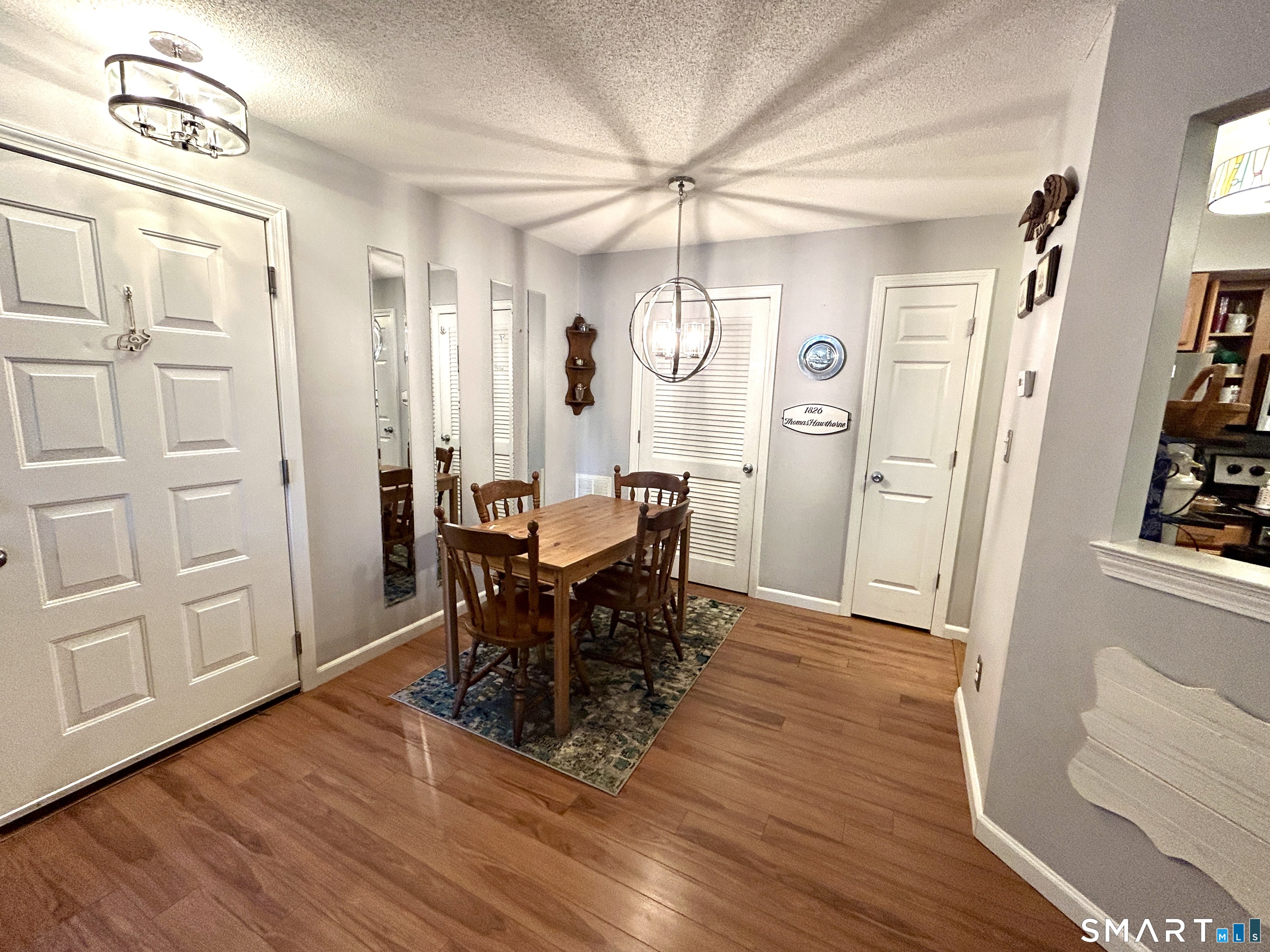 1 Forest Glen Circle Middletown CT 06457