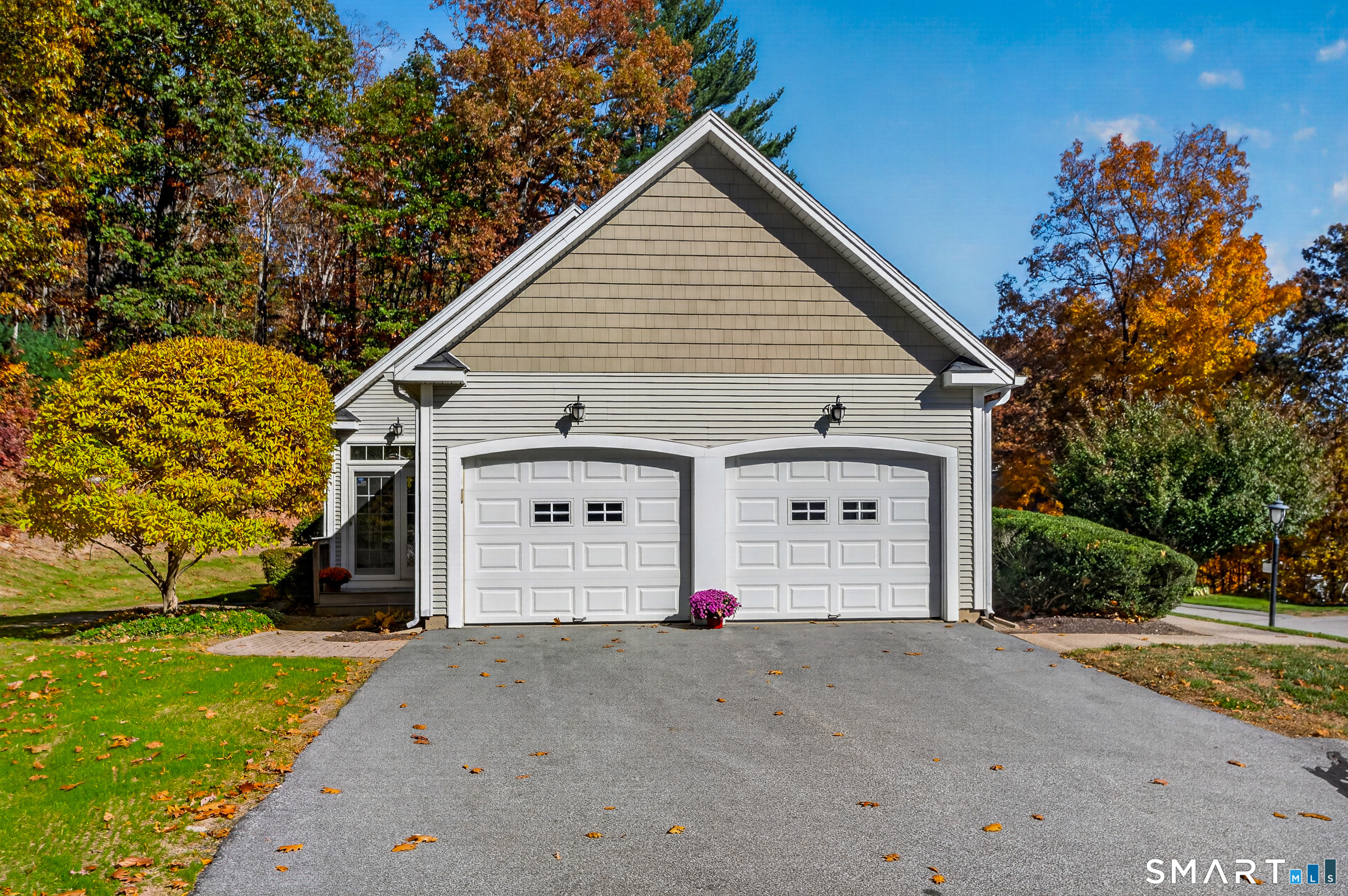26 Hawthorn Hill Tolland CT 06084
