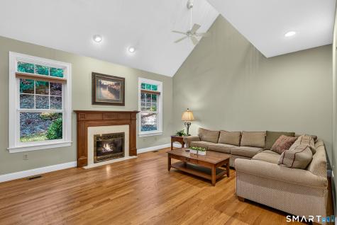 26 Hawthorn Hill Tolland CT 06084