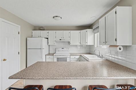 80 Country Lane Vernon CT 06066