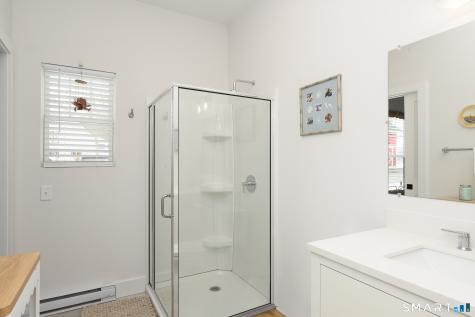 138 Boston Post Road East Lyme CT 06333