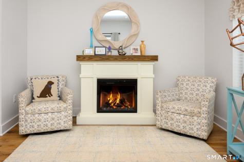 138 Boston Post Road East Lyme CT 06333