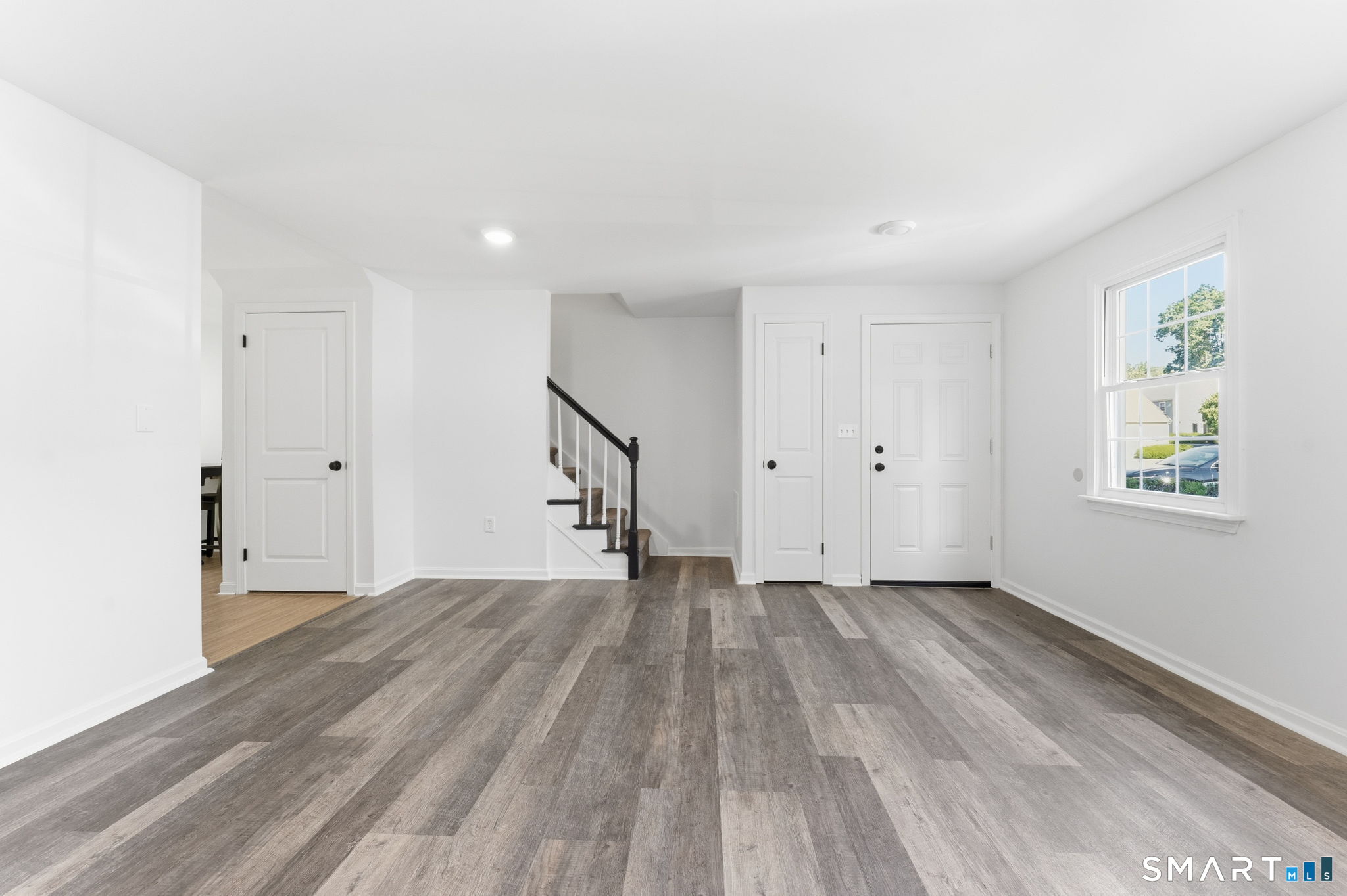 472 Dowd Avenue Canton CT 06019