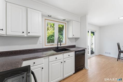 472 Dowd Avenue Canton CT 06019
