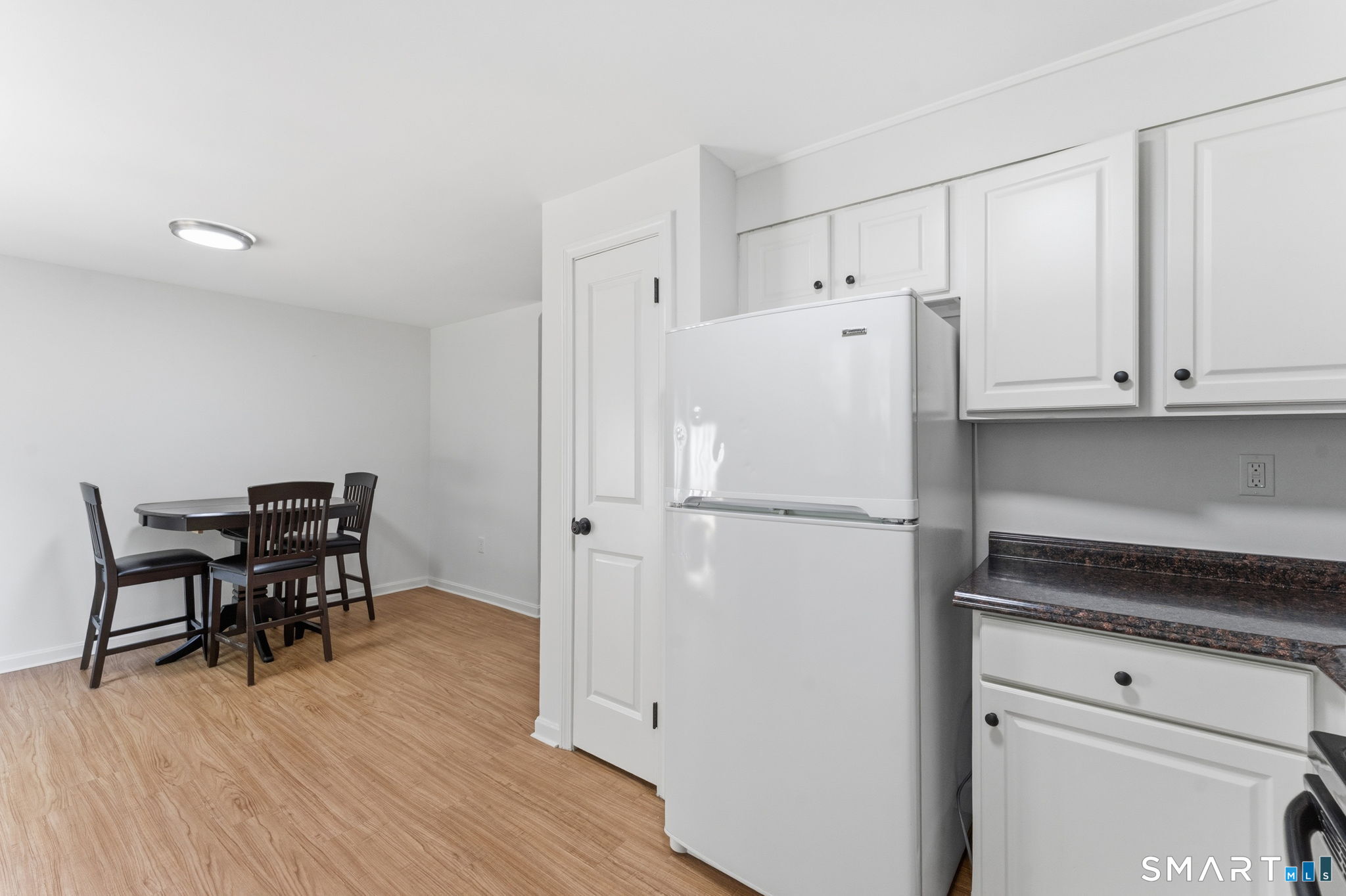 472 Dowd Avenue Canton CT 06019