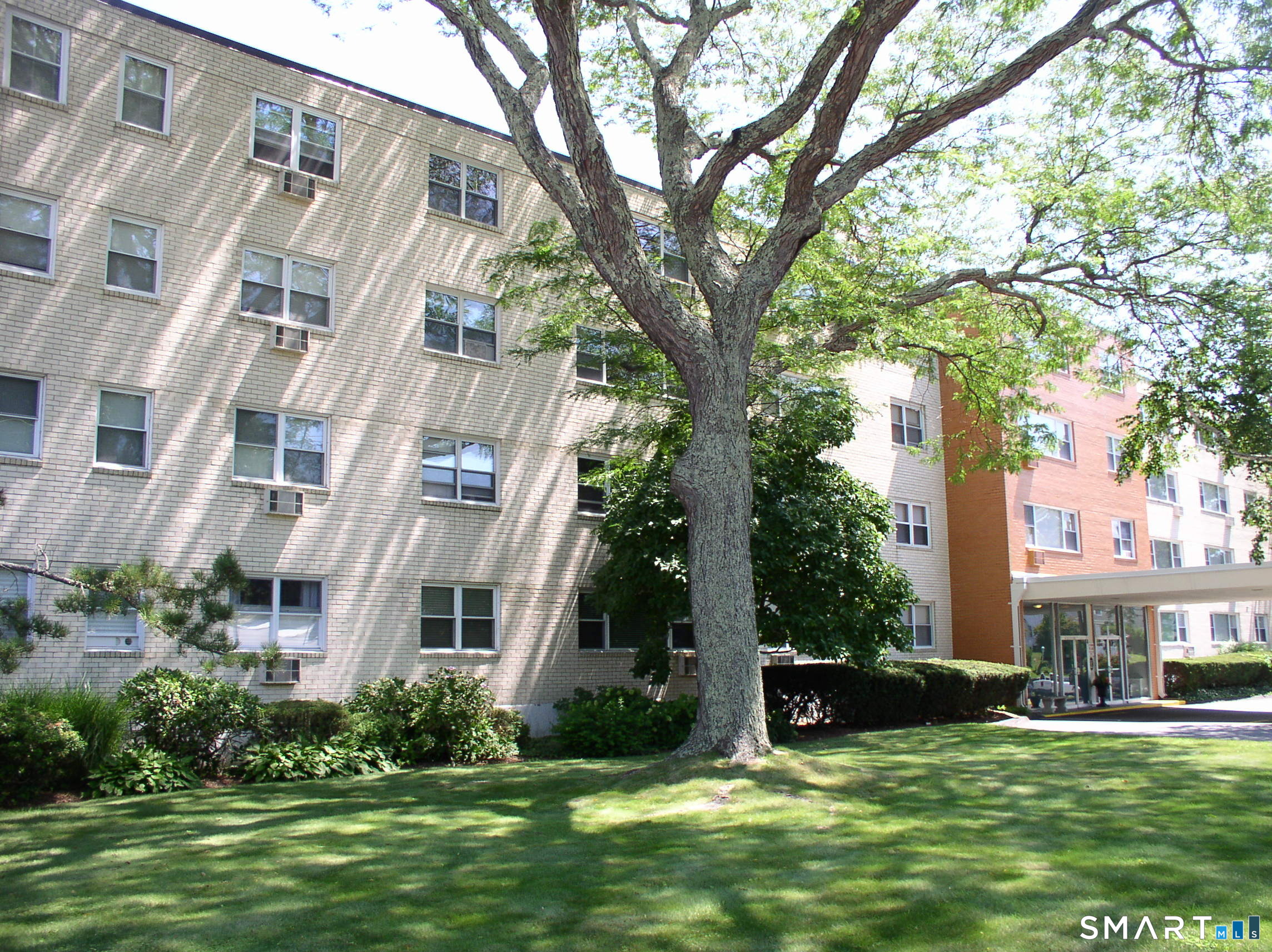 292 Pequot Avenue New London CT 06320
