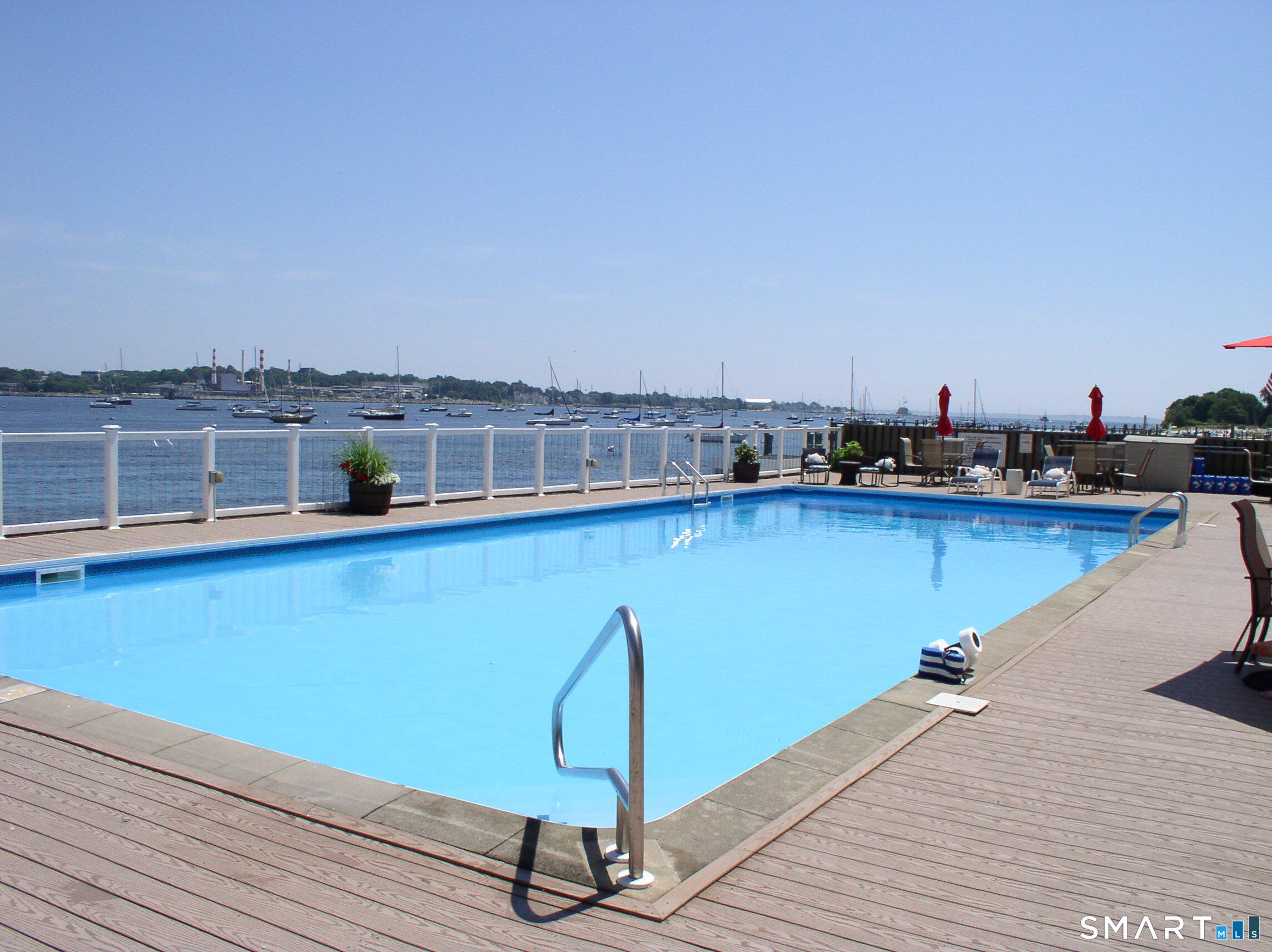 292 Pequot Avenue New London CT 06320
