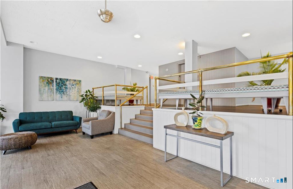 292 Pequot Avenue New London CT 06320