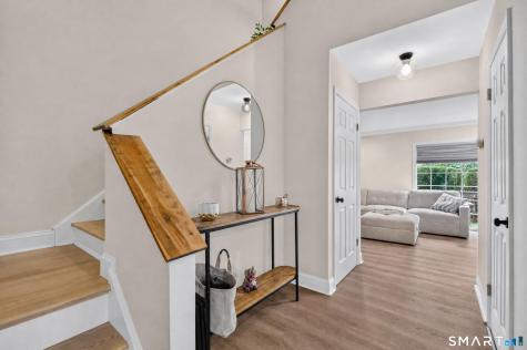 53 Ferry Court Stratford CT 06615