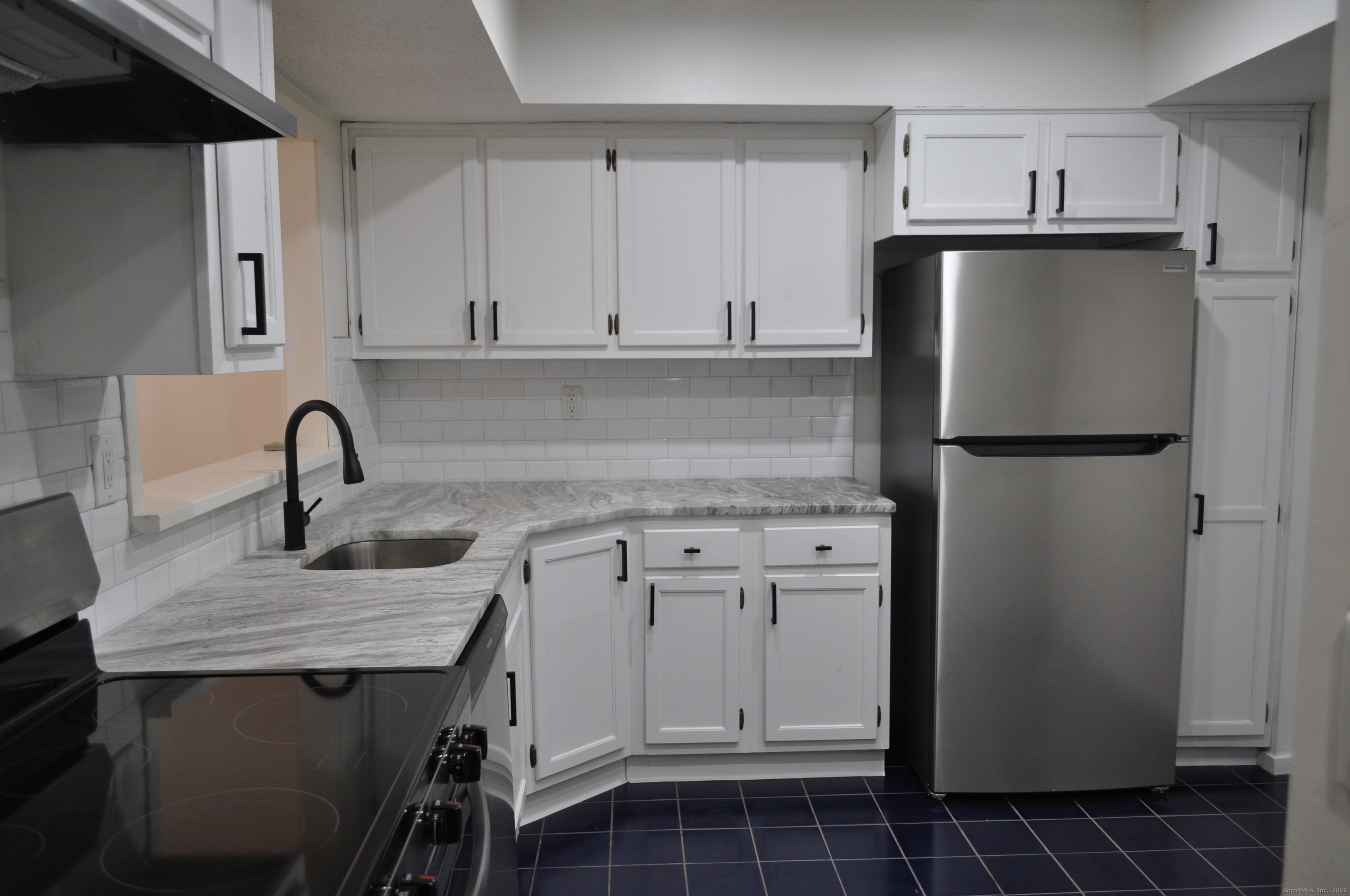 7 Chestnut Drive Avon CT 06001