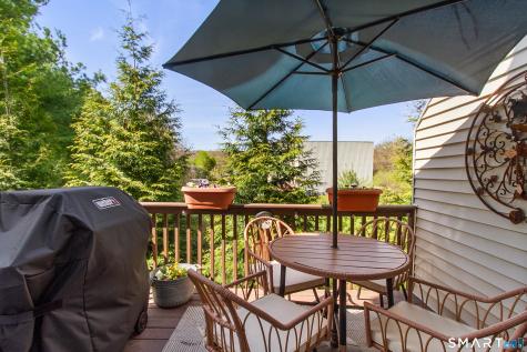 1606 Larson Drive Danbury CT 06810