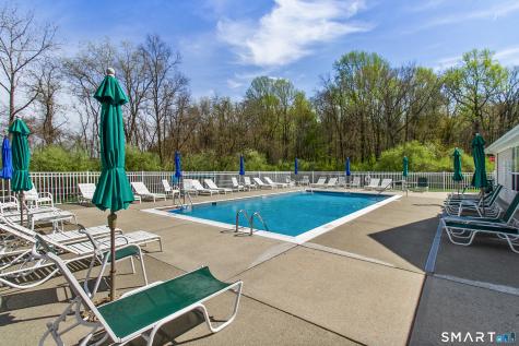 1606 Larson Drive Danbury CT 06810