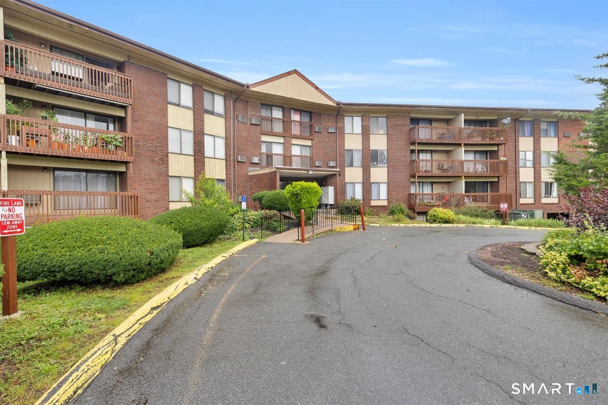 2315 Cromwell Hills Drive Cromwell CT 06416