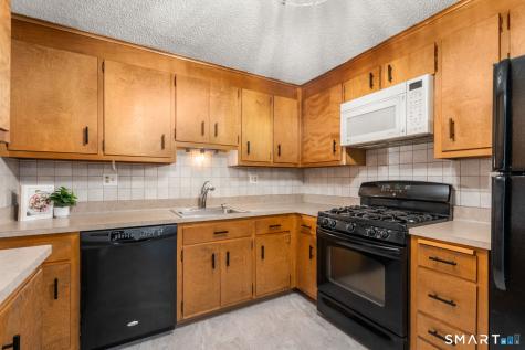 3 Barrington Drive Wethersfield CT 06033