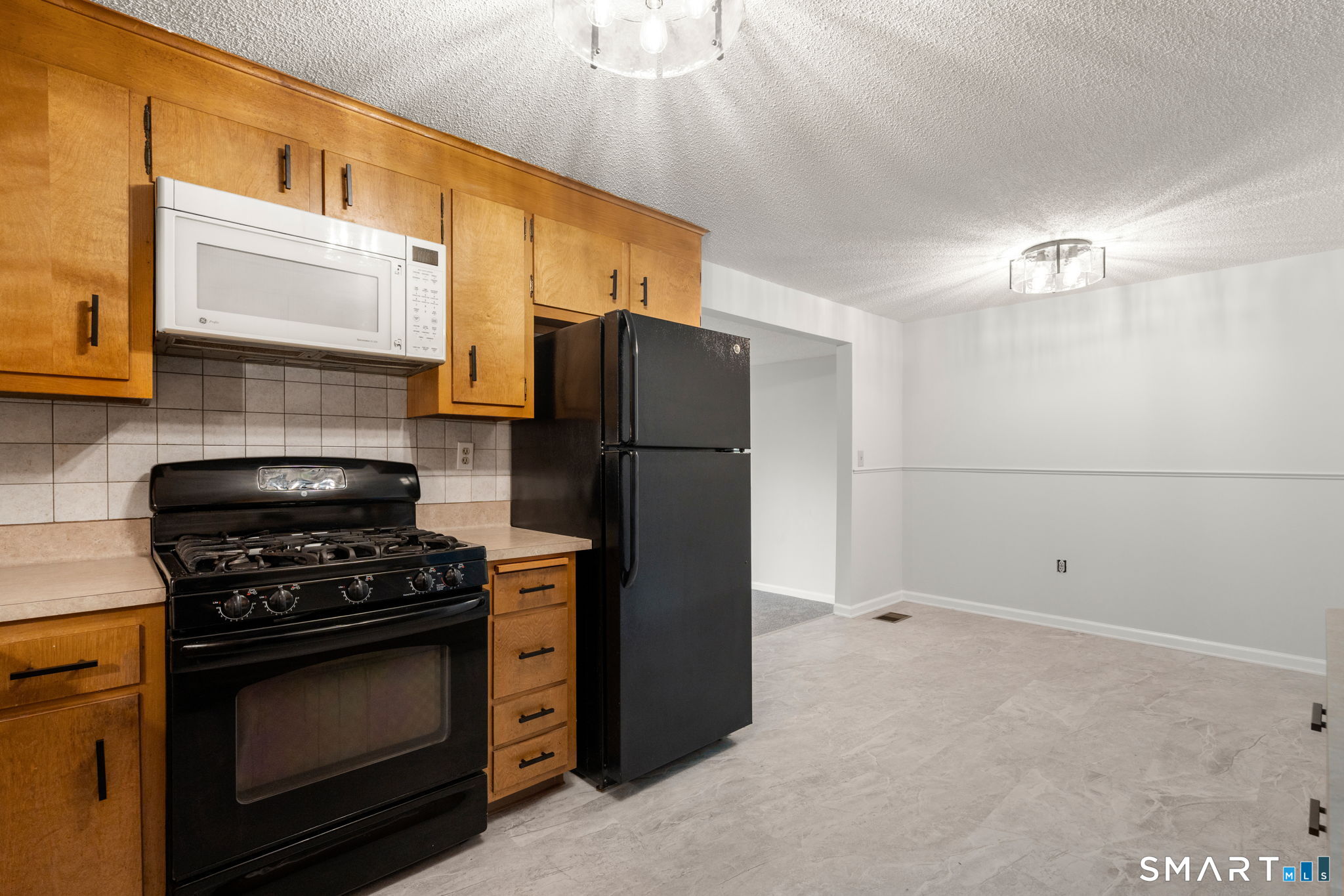 3 Barrington Drive Wethersfield CT 06033