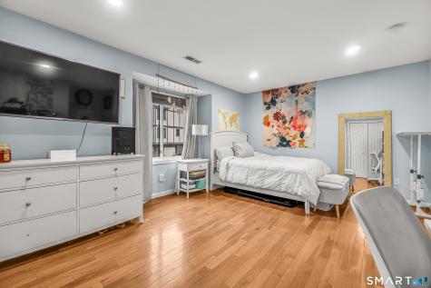 204 New Haven Avenue Derby CT 06418